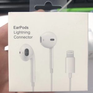 Wholesale 3.5mm wired in-ear earphone with white TPE cable